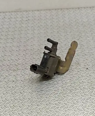 Mazda 626 Turbo solenoid valve K5T48075 F285 9Z03