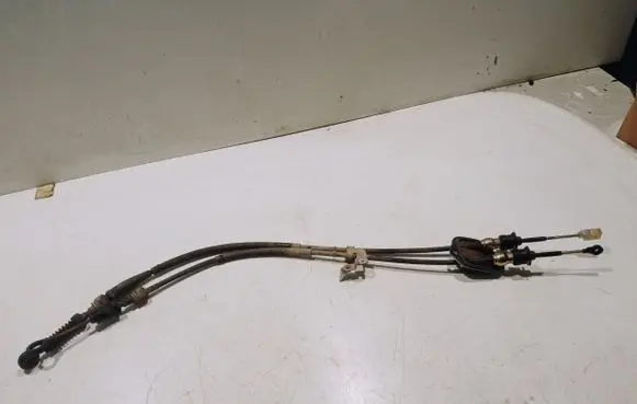 Toyota Yaris Verso Gear shift cable linkage 