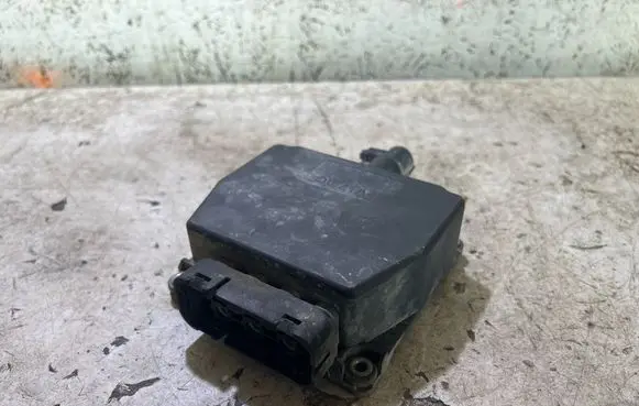 Volkswagen Golf V Turbo solenoid valve 6Q0906625