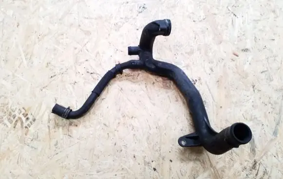 Mercedes-Benz B W245 Engine coolant pipe/hose A6402001352