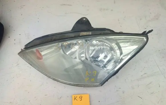 Ford Focus Headlight/headlamp 3984798