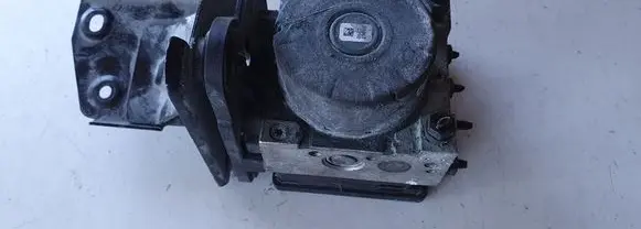 Volkswagen Golf VII ABS Pump