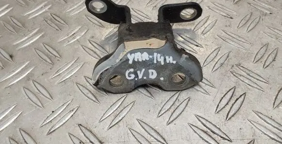 Toyota Yaris Rear door upper hinge