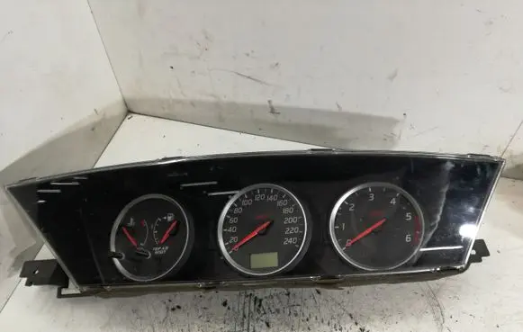Nissan Primera Speedometer (instrument cluster) AV619 2120643