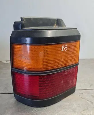 Volkswagen PASSAT B3 Tail light bulb cover holder 333945257