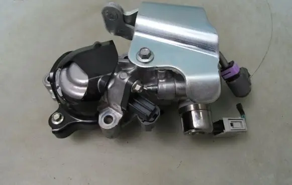 Mazda CX-60 Fuel injection high pressure pump SM2961000840 2961000840