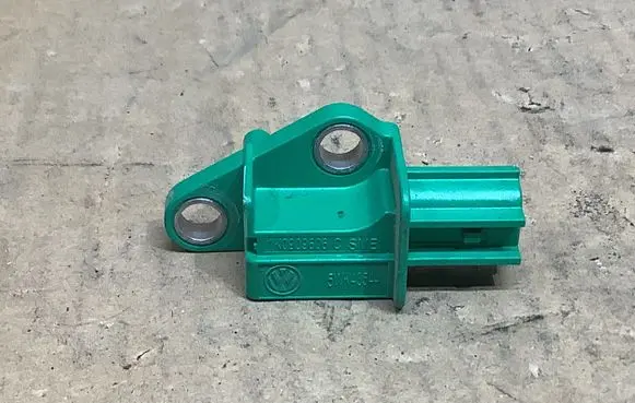 Audi A4 S4 B8 8K Airbag deployment crash/impact sensor 1K0906606