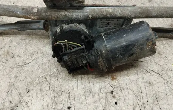 Audi A4 S4 B5 8D Front wiper linkage and motor 8D1955023A 3397020438