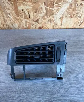 Volkswagen Golf III Dashboard side air vent grill/cover trim 1H6819703 1H6819709
