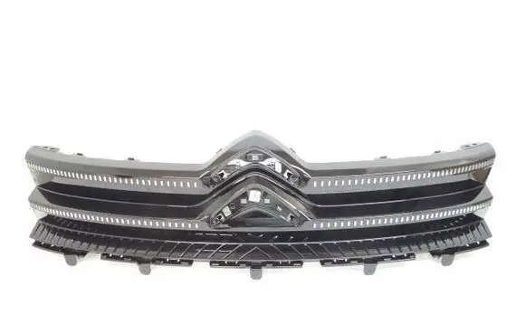 Citroen C5 Aircross Front bumper upper radiator grill 9843019480