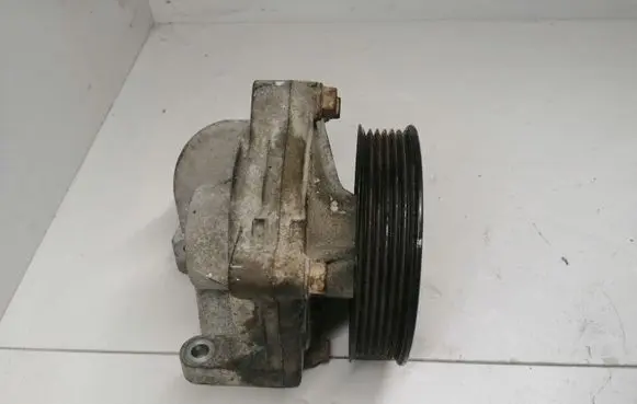 Hyundai Tucson TL Water pump HY9704