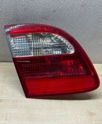 Mercedes-Benz E W211 Tailgate rear/tail lights A2118201464
