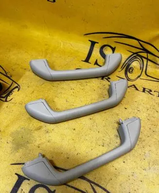 Dacia Sandero III A set of handles for the ceiling 739409053R 739400105R