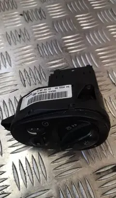 Ford Focus Light switch 98ag13a024ah