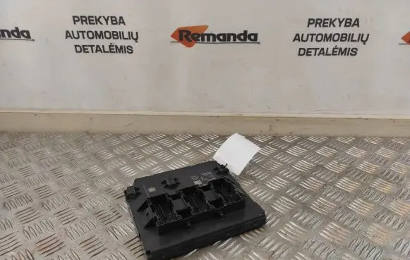 Volkswagen Tiguan Comfort/convenience module 5K0937086T