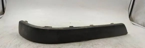 Rear bumper trim bar molding
