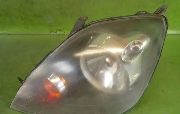 Ford Fiesta Headlight/headlamp 0301224301