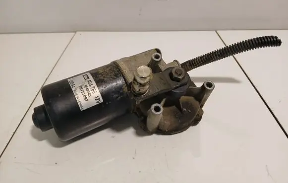 Volvo XC90 Wiper motor 8648343