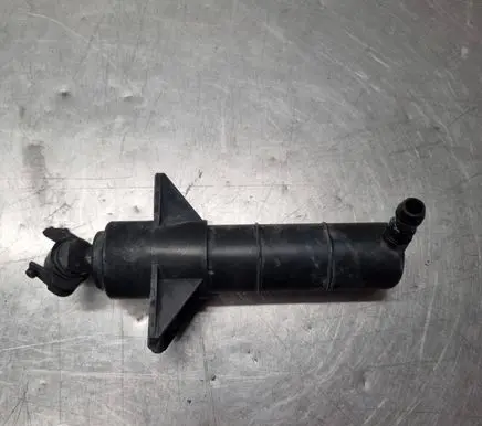 Hyundai i40 Headlight washer spray nozzle 986713V000