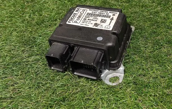 Ford Focus Airbag control unit/module G1ET14B321AD 0285014135