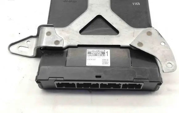 Toyota Yaris Other devices 899810D161
