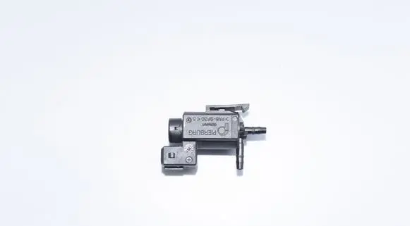 BMW 3 F30 F35 F31 Vacuum valve 7810831