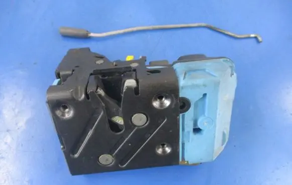 Volvo S60 Front door lock