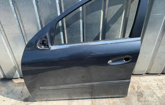 Mercedes-Benz ML W164 Front door