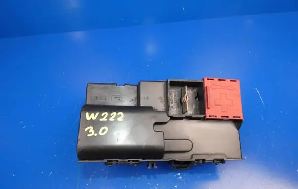 Mercedes-Benz S W222 Fuse box set A2225402450 ZGS003 P00105437