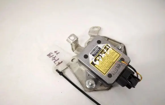 Lexus GS 300 350 430 450H ESP acceleration yaw rate sensor 8918330070 89183-30070