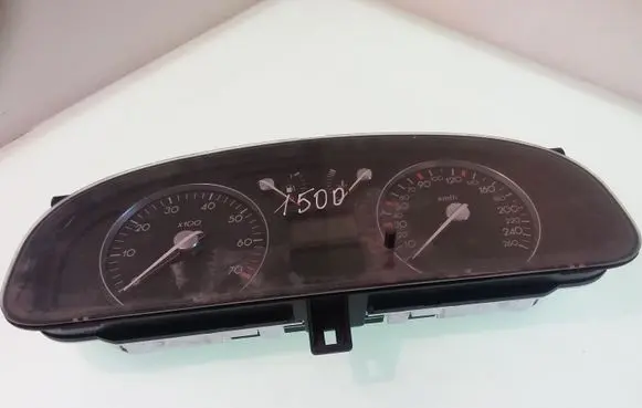 Renault Laguna II Speedometer (instrument cluster) 8200170311 5514003022