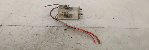 Audi A6 S6 C4 4A Coolant fan relay 8D0959493 R15279605