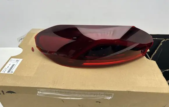 BMW X6 G06 Rear/tail lights 7421113