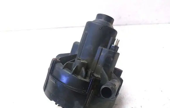 Mercedes-Benz C W204 Secondary air pump A0001405185