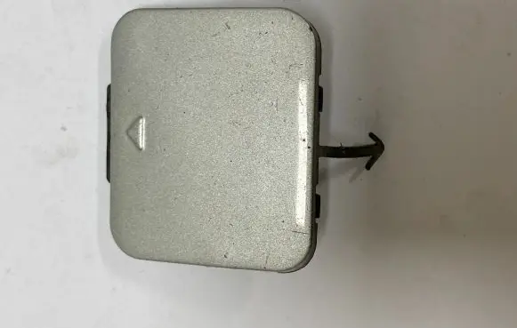 BMW 5 E39 Front tow hook cap/cover 81593531