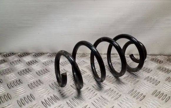 Nissan Juke I F15 Rear coil spring