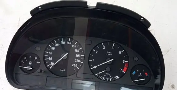 BMW 5 E39 Speedometer (instrument cluster) 