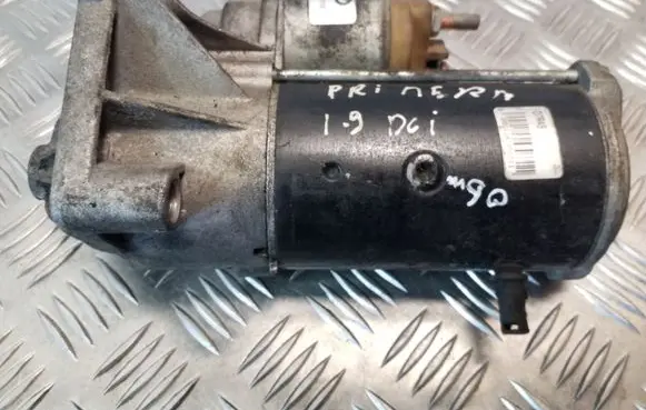 Nissan Primera Starter motor D7R49 330025112