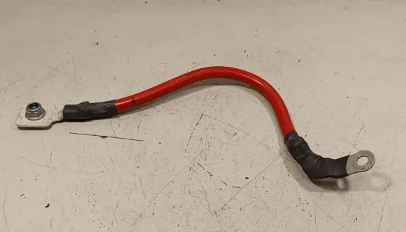 Mercedes-Benz E W213 Positive cable (battery)