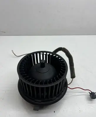 Volkswagen Golf III Heater fan/blower 1H1819021 LG73A30 35107