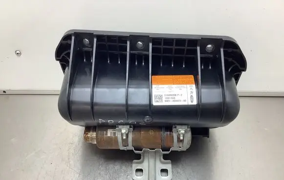 Ford Focus Passenger airbag 616688200B 122611042 BM51A044A74AD