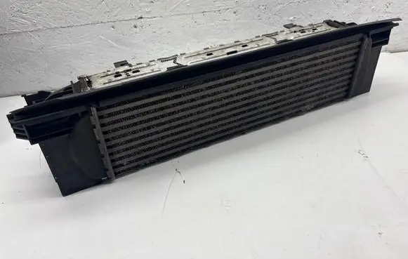 BMW 3 F30 F35 F31 Intercooler radiator 7600532 M151646E 15272311