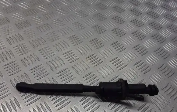 Peugeot 307 Clutch slave cylinder 