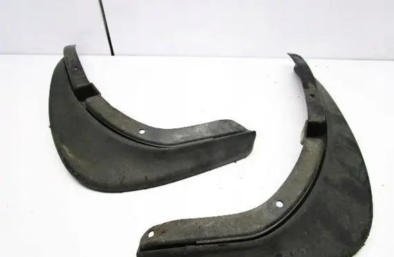 Skoda Octavia Mk2 (1Z) Front splash guards bracket KEA600001A