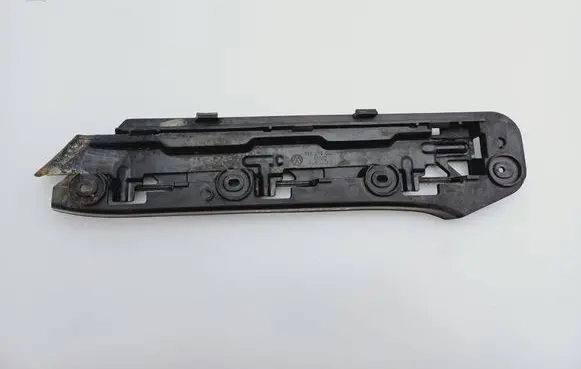 Volkswagen Touran I Front bumper mounting bracket 1T0807936 1T0807050