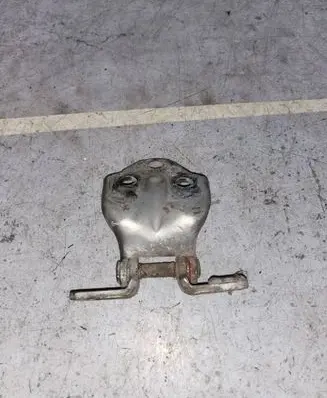 Mitsubishi L200 Front door upper hinge