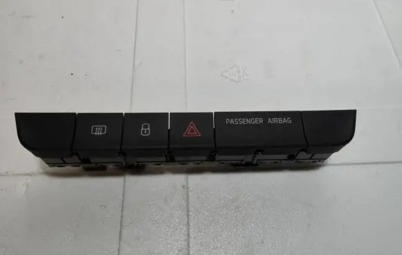 Skoda Fabia Mk3 (NJ) Other switches/knobs/shifts 6V0927132A