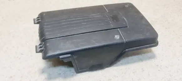 Volkswagen Caddy Battery box tray cover/lid 1K0915443A