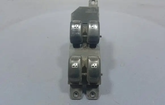 Hyundai Santa Fe Electric window control switch 93570-26100