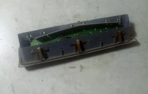 Opel Zafira B Third/center stoplight 13252463 417801 499738052